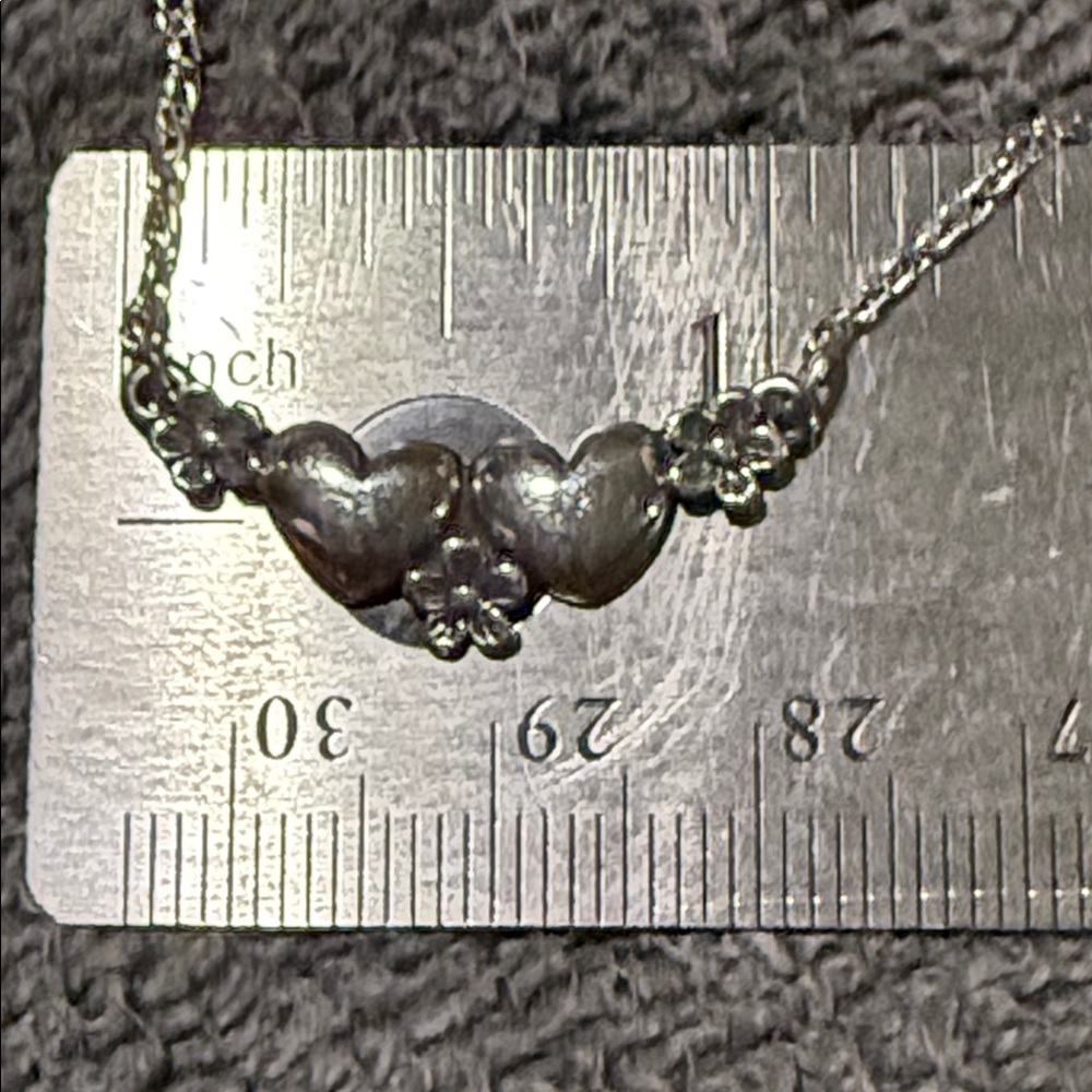 James Avery Retired Hearts and Flowers Sterling Silver Necklace EUC - Picture 9 of 10